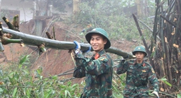 Gấp rút thi công công trình chống sụt trượt ở Khe Sanh dưới sương mù dày đặc