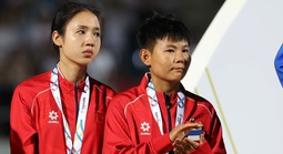 Báo chí Philippines thừa nhận thắng Việt Nam bằng "may mắn" từ trọng tài