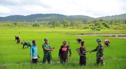 CUỘC THI VIẾT “CHỦ QUYỀN QUỐC GIA BẤT KHẢ XÂM PHẠM”: Đổi thay giữa đại ngàn