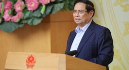 Thủ tướng: Không để doanh nghiệp phải "xin cho" và đi lại nhiều lần