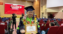 Điều nhắn gửi của hiệu trưởng đến bác sĩ trẻ chuyên khoa 1 tốt nghiệp