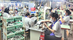 Thưởng Tết khả quan, an tâm làm việc