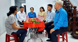 Tạo động lực để người lao động nghèo vươn lên