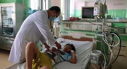 Diễn biến mới vụ hàng chục người ở TPHCM vừa phải nhập viện, lại nghi do bánh mì