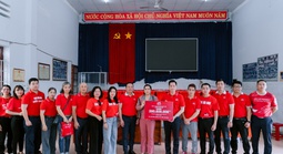 Generali Việt Nam trao hơn 1,2 tỉ đồng hỗ trợ người dân tái thiết sau bão lũ