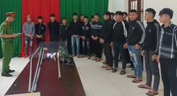 Ớn lạnh hung khí nhóm thanh thiếu niên ở Đà Nẵng mang đi tìm người để gây hấn