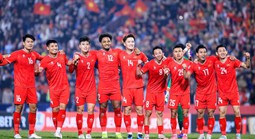 Đội tuyển Việt Nam còn cách Tốp 100 FIFA khoảng 7 bậc