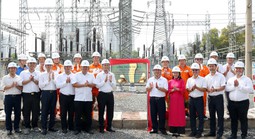 EVNHCMC gắn biển công trình Trạm biến áp 110kV Phú Mỹ Hưng