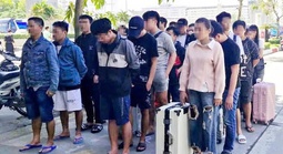 Hé lộ công việc của 77 người vừa trở về từ Campuchia