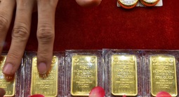 Sáng 23-12, giá vàng miếng SJC chạm mức 159 triệu đồng/lượng