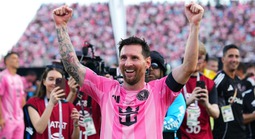 5 cầu thủ vượt Messi ở thành tích đặc biệt