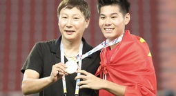 Truyền thông Indonesia: Gia hạn với HLV Kim Sang-sik, Việt Nam tránh "vết xe đổ" của PSSI