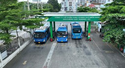 Trung tâm Quản lý Giao thông công cộng TPHCM nói rõ chuyện thiếu khí cho xe buýt