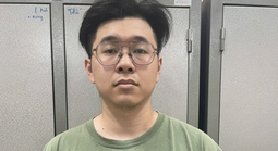 Người đàn ông hành hung người phụ nữ ở sảnh thang máy chuẩn bị hầu toà