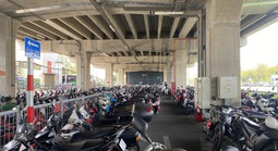 TPHCM: Bố trí mặt bằng sân khấu Sen Hồng làm bãi giữ xe metro