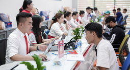 Trường ĐH Kinh tế - Tài chính TPHCM lần đầu tổ chức thi V-SAT để xét tuyển