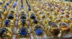 Sáng 25-12, giá vàng miếng SJC, vàng nhẫn rời mốc đỉnh lịch sử