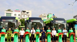 58 xe buýt điện mới xuất hiện trên đường phố TPHCM
