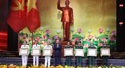 Vinh danh 17 tập thể và cá nhân Anh hùng tại Đại hội Thi đua yêu nước lần thứ XI