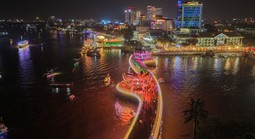 Cú hích mạnh mẽ cho du lịch miền Tây