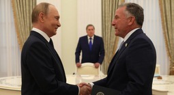 Tổng thống Putin cảnh báo rắn về các vụ tàu dầu bị tấn công ở biển Đen