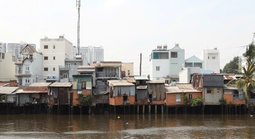 TPHCM kiến nghị Trung ương hỗ trợ 10.000 tỉ đồng để xóa nhà tạm ven kênh