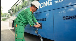 Đã có nhiên liệu cho xe buýt chạy khí tại TPHCM