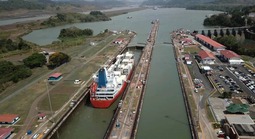 Trung Quốc gay gắt khi tượng đài bị phá dỡ tại Panama