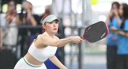 Công bố cúp và huy chương