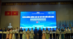 Vinh danh 561 cán bộ trẻ tiêu biểu và sinh viên 5 tốt ĐHQG TPHCM