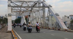 Thông báo quan trọng của Phòng CSGT TPHCM về cầu Tân Thuận 1