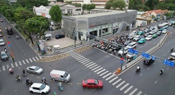 Đường phố TP HCM nay "lạ" lắm!