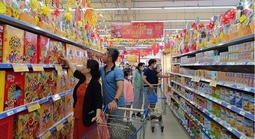 Hàng Tết bắt đầu lên kệ