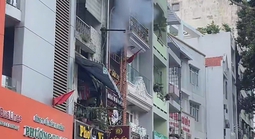 Cháy quán ăn lúc rạng sáng ở trung tâm TPHCM, cứu được 5 người