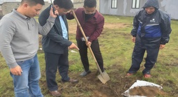 Giun đất bò kín sân vườn, chết bất thường ở Quảng Trị: Lấy mẫu đất, nước tìm nguyên nhân