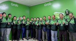 Grab tặng hơn 40.000 đồng phục mới cho đối tác tài xế