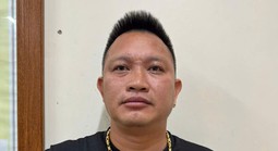 Người đàn ông trêu ghẹo trẻ vị thành niên, tấn công cảnh sát tại lễ hội