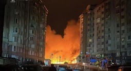 Nga không kích ồ ạt, Ukraine không chấp nhận từ bỏ lãnh thổ