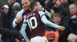 Tình thế đảo chiều trong cuộc đua Ngoại hạng Anh