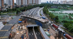 Mở đường cho TP HCM tăng tốc, vươn tầm