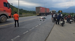 Bắt tài xế lái xe tải qua đường bất cẩn khiến 2 người tửng vong trên Quốc lộ 1