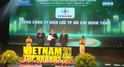 EVNHCMC được vinh danh “Thương hiệu hàng đầu Việt Nam 2025”