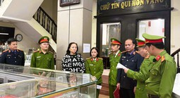 Bắt vợ chồng chủ tiệm vàng nổi tiếng ở Thanh Hóa