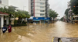 Thời tiết hôm nay 9-12: Mưa lớn dội xuống TP Huế, Nam Trung Bộ, cảnh báo ngập úng