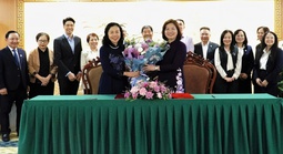 Hợp tác song phương giữa UBCKNN và Hội kiểm toán viên hành nghề Việt Nam