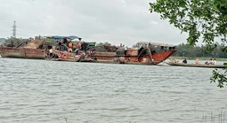 Chìm thuyền trên sông Gianh: 1 người tử vong, 3 người thoát chết! 