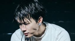 "Yêu nữ hàng hiệu" bản nam - Tú Tút - của showbiz Việt
