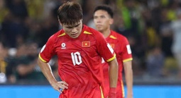 Thua đậm Malaysia, tuyển Việt Nam phải toàn thắng 4 trận còn lại