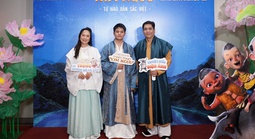 Gia đình Thanh Thúy - NSƯT Đức Thịnh "trẩy hội" thảm đỏ hoạt hình