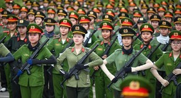Phó Thủ tướng: Khẩn trương ban hành Đề án diễu binh, diễu hành trong tháng 6-2025